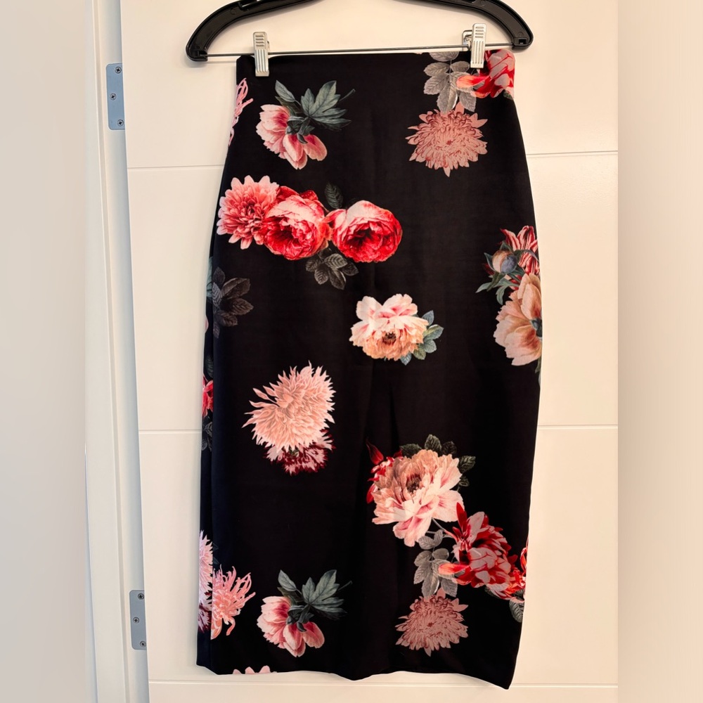 Zara Floral Midi Skirt